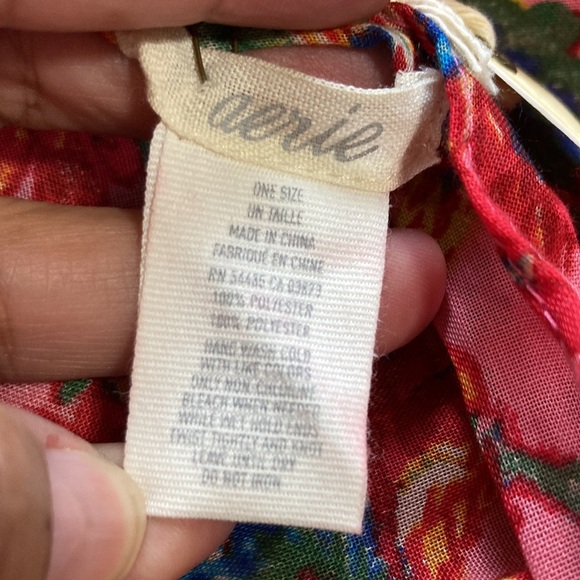 AERIE Pink Colorful Floral Scarf Sarong Wrap Flowers 77 x 26 inches - Picture 10 of 14